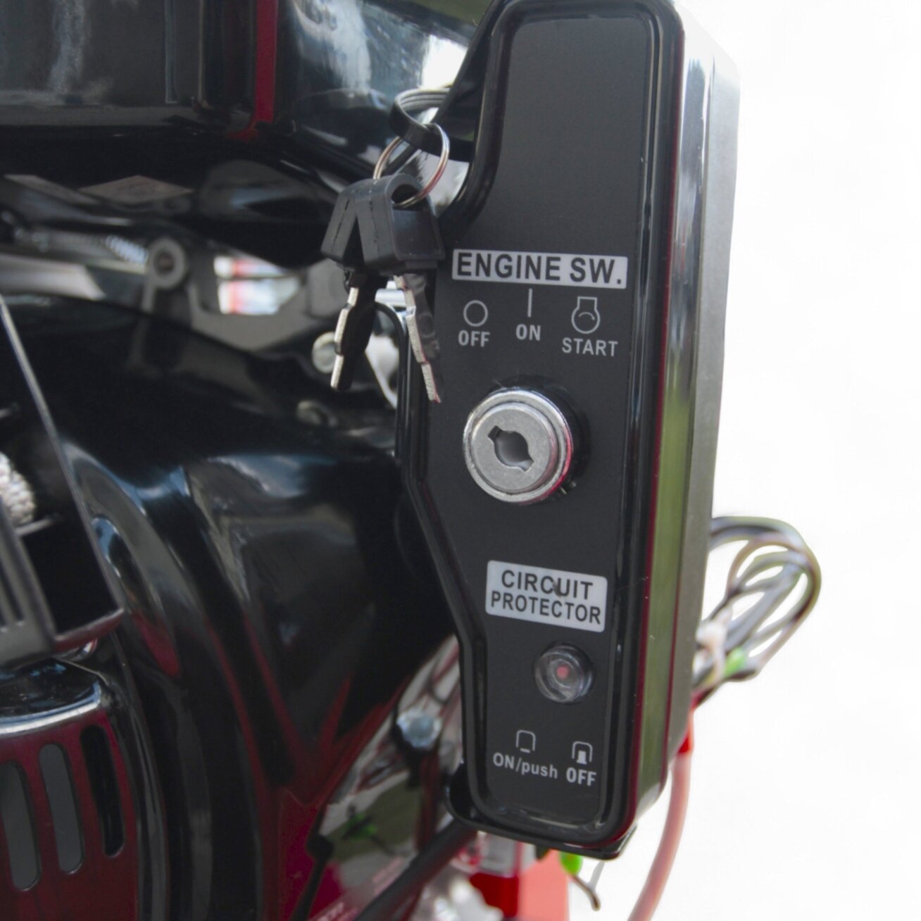 Benzininis šakų smulkintuvas KUTTER CS1200PRO 1 Benzininis šakų smulkintuvas KUTTER CS1200PRO 1